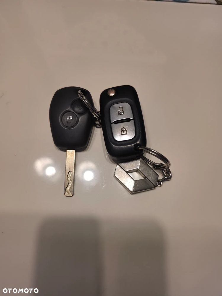 Renault Clio 1.2 16V Expression - 14