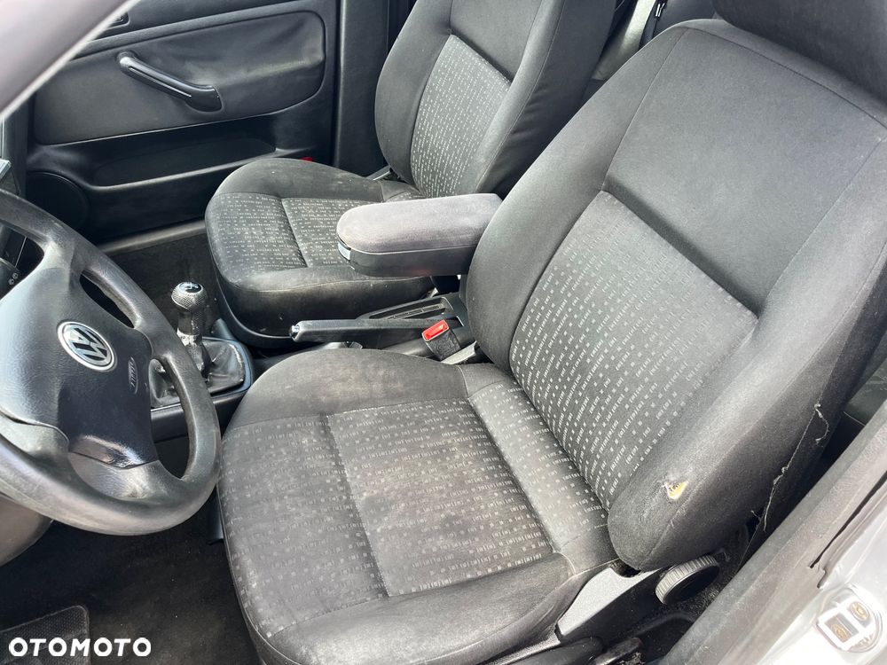 Volkswagen Golf 1.4 Goal - 12