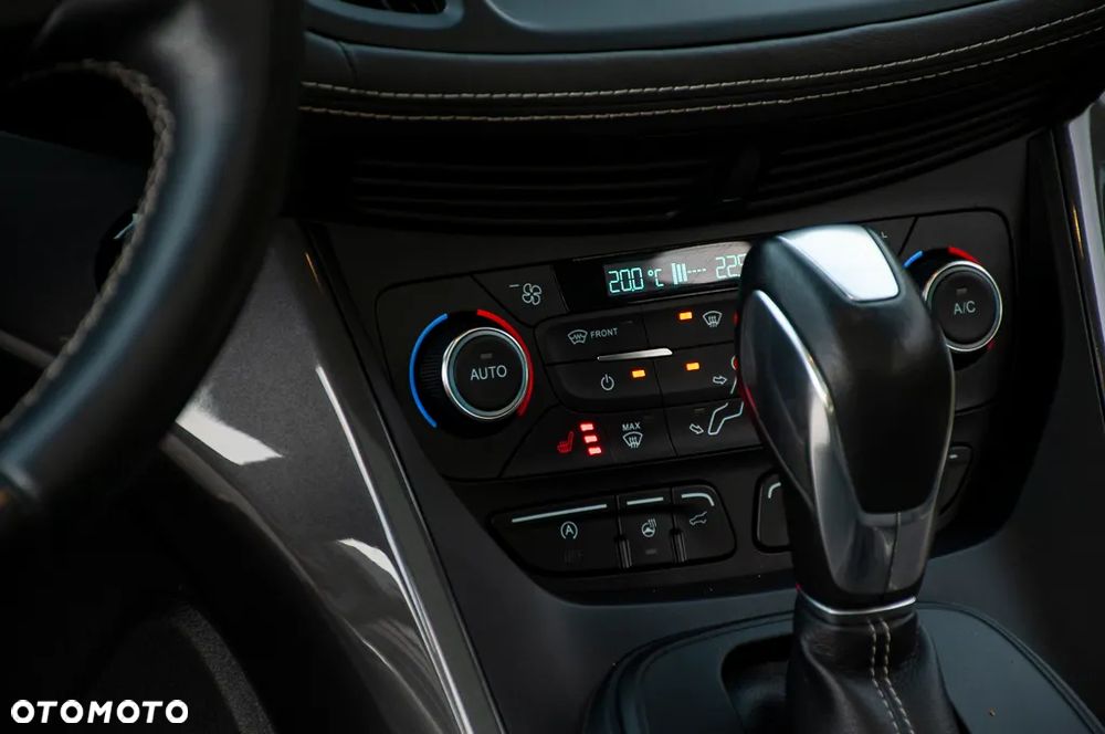 Ford Kuga 2.0 EcoBoost 4x4 ST-Line - 32