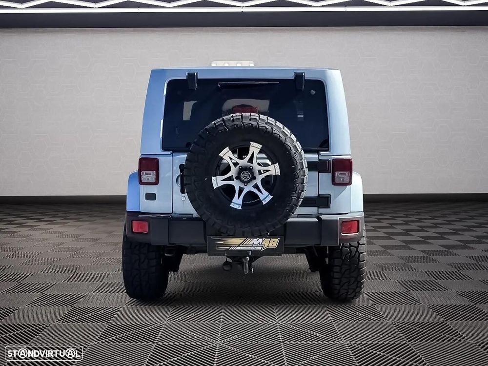 Jeep Wrangler - 4