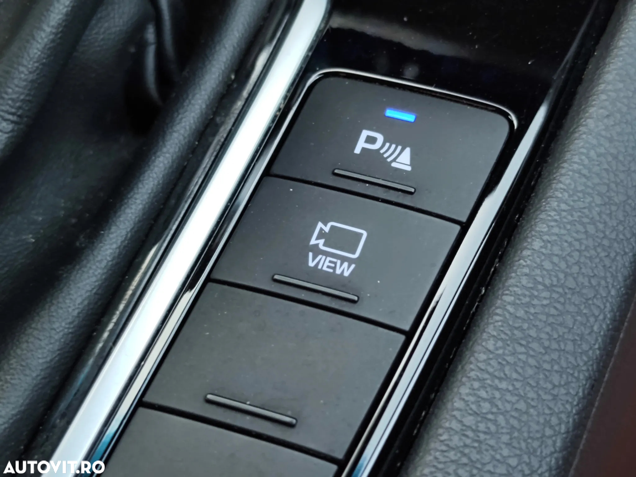 Hyundai IONIQ - 17