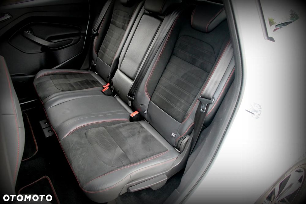 Ford Kuga 1.5 EcoBlue ST-LINE - 13