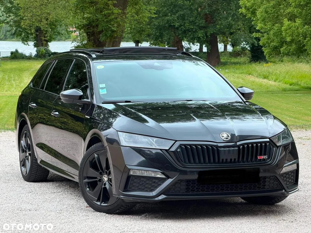Skoda Octavia 2.0 TDI RS DSG - 2