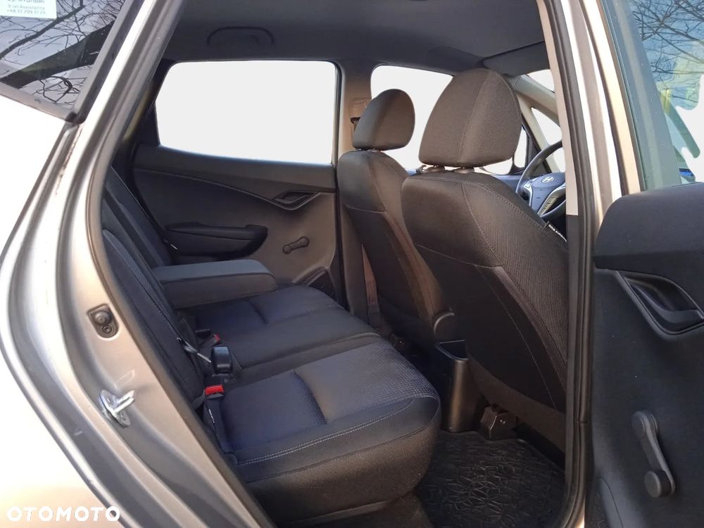 Hyundai ix20 1.6 BlueDrive Classic + - 30