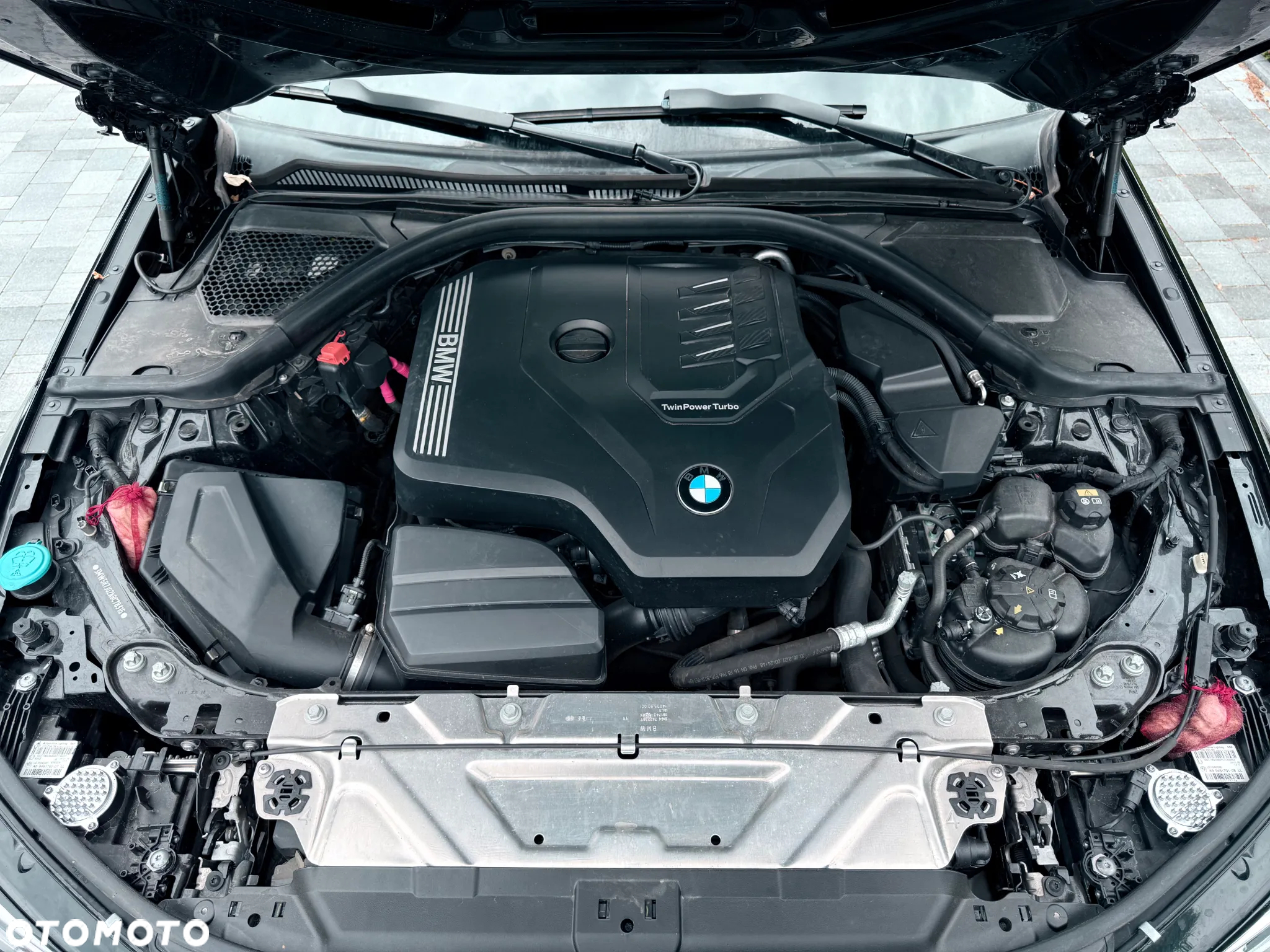 BMW Seria 3 330i xDrive - 23