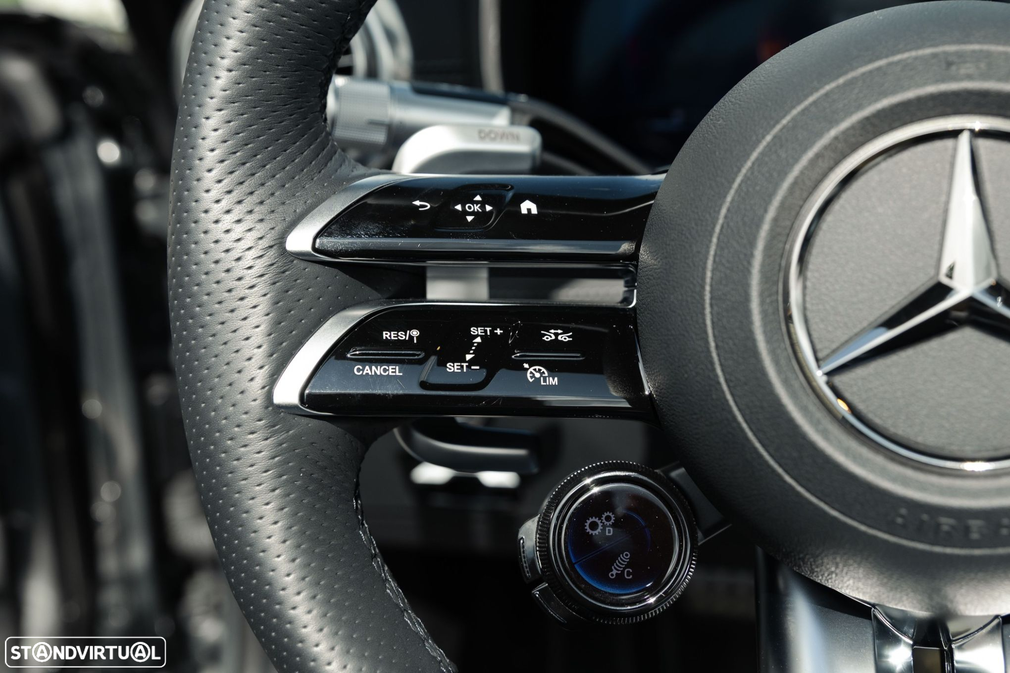 Mercedes-Benz SL 63 AMG 4Matic+ - 12