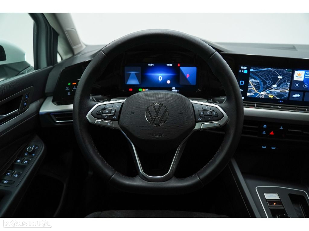 VW Golf Variant 2.0 TDi Life DSG - 22