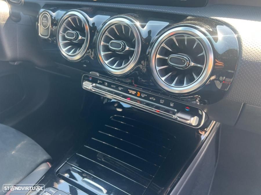 Mercedes-Benz A 250 e AMG Line - 9