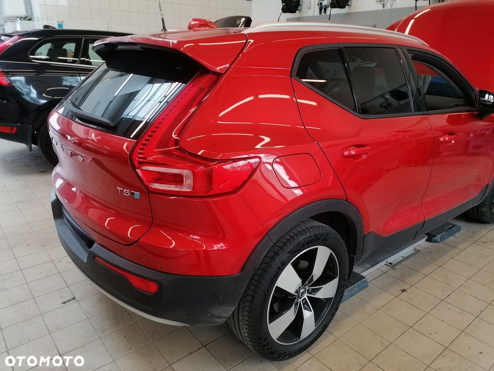 Volvo XC 40 - 3
