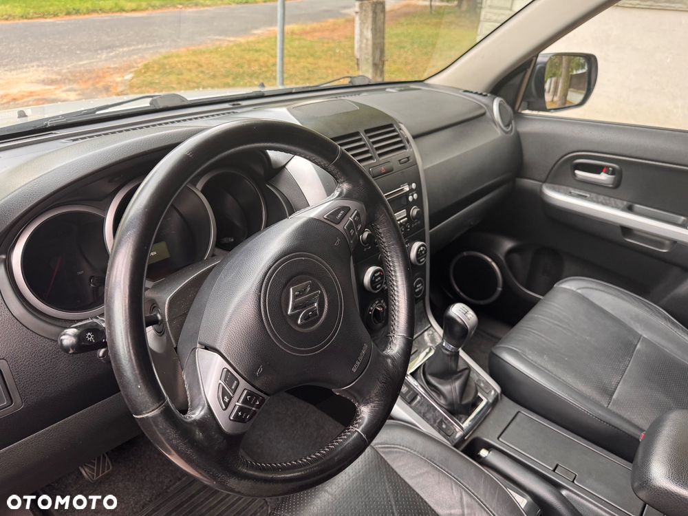 Suzuki Grand Vitara 1.9 DDiS De Luxe - 19