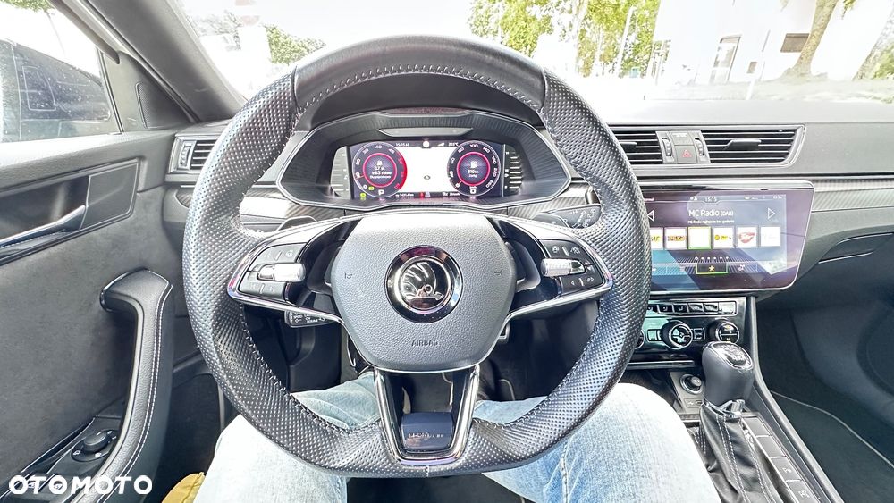 Skoda Superb 2.0 TDI 4x4 DSG Sportline - 10