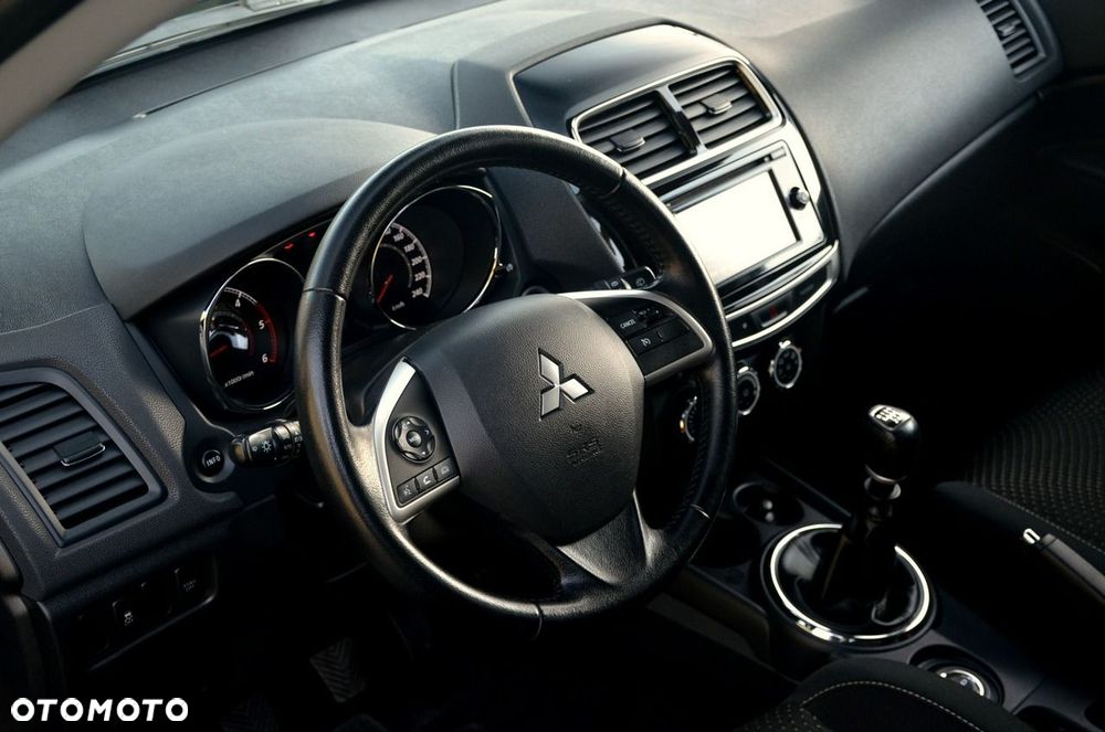 Mitsubishi ASX - 14