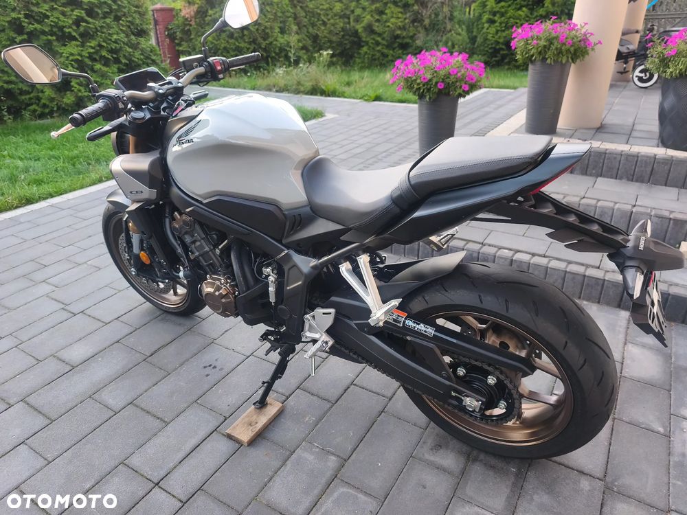 Honda CB - 7