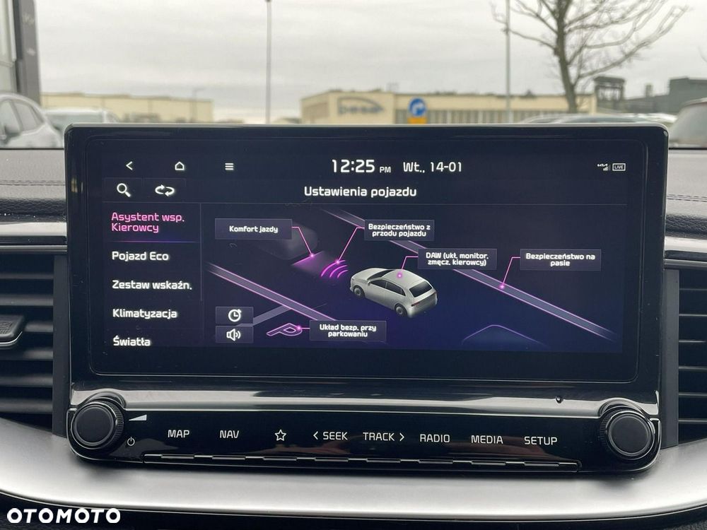 Kia XCeed - 30