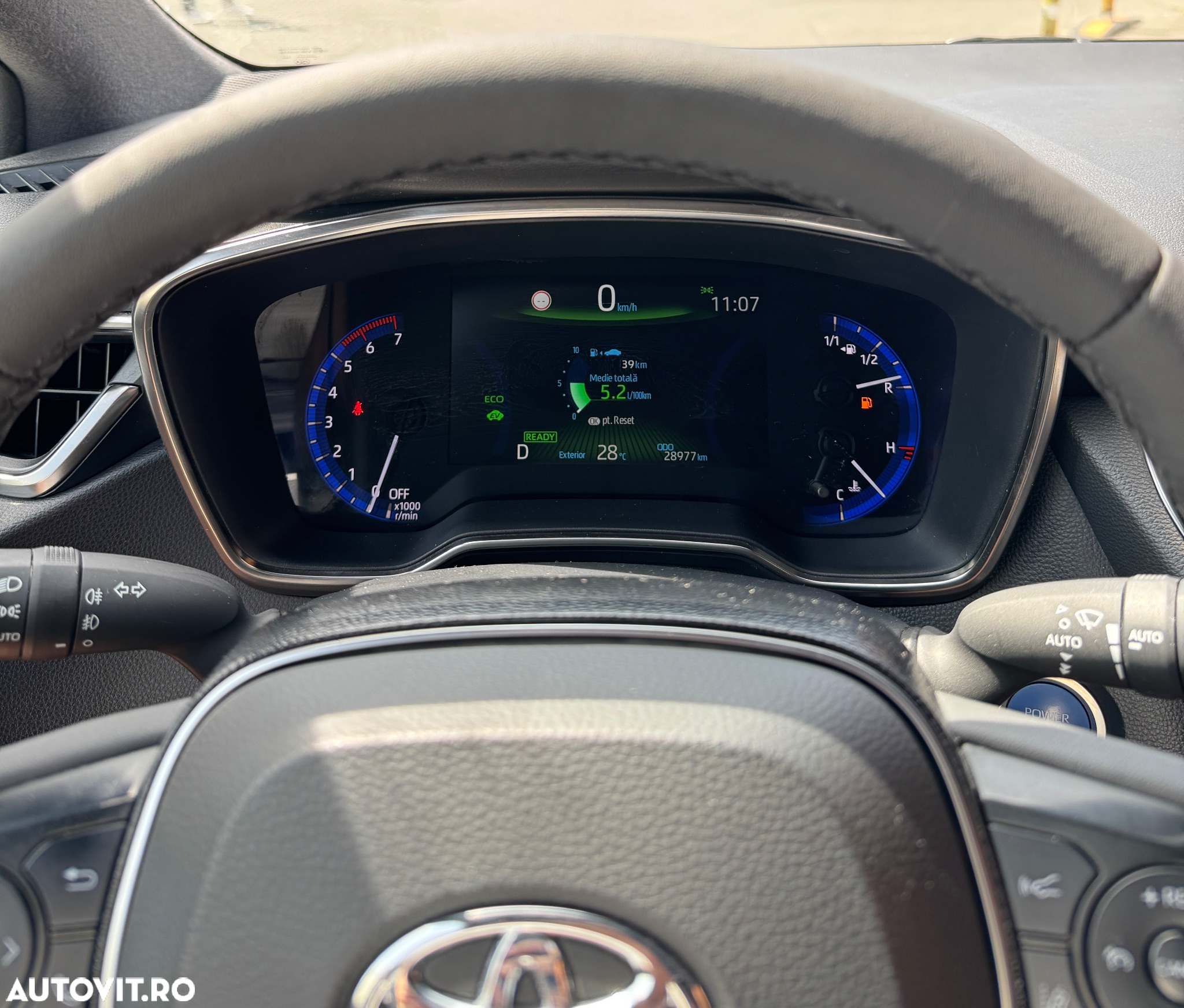 Toyota Corolla 1.8 HSD Business - 20