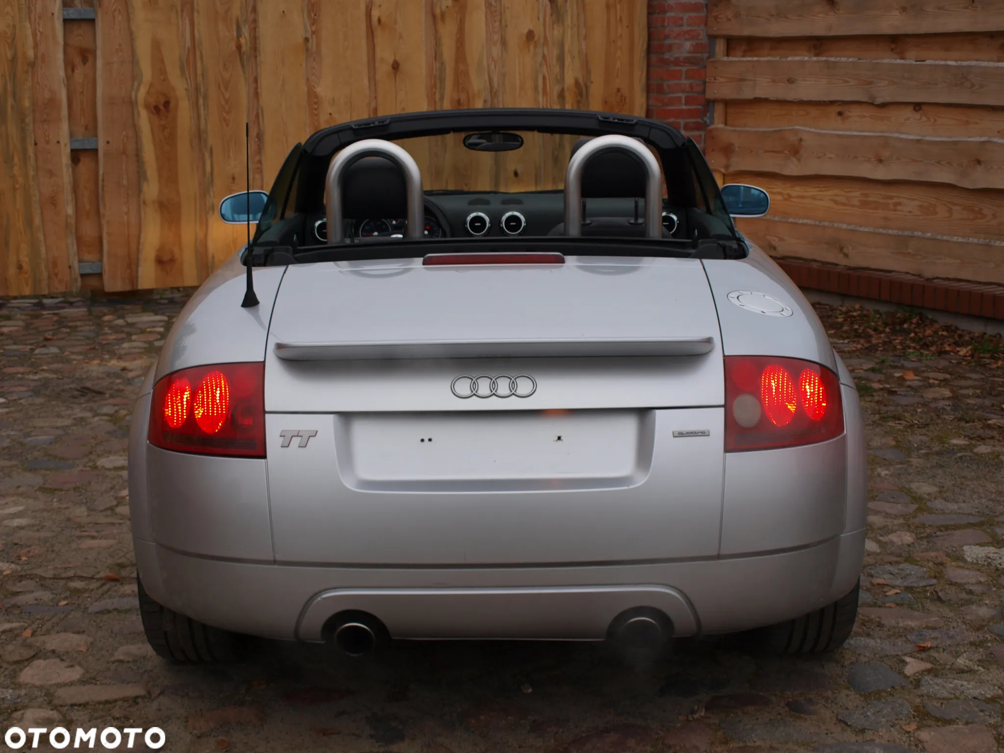 Audi TT Roadster 1.8 T quattro - 26
