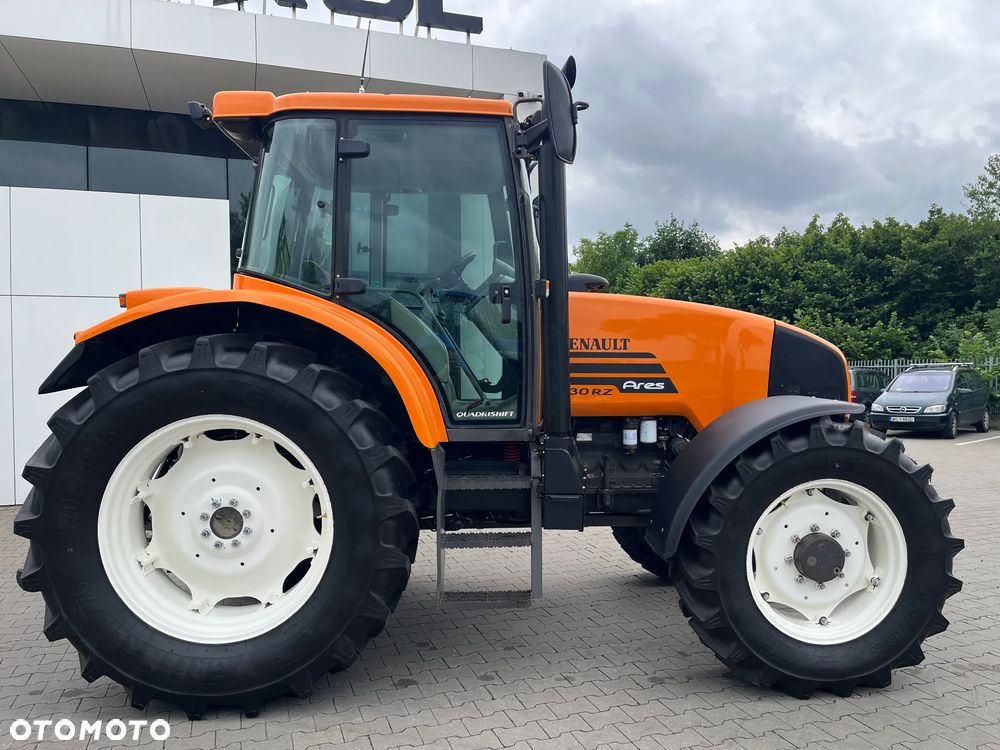 Renault Ares 630 RZ - 8