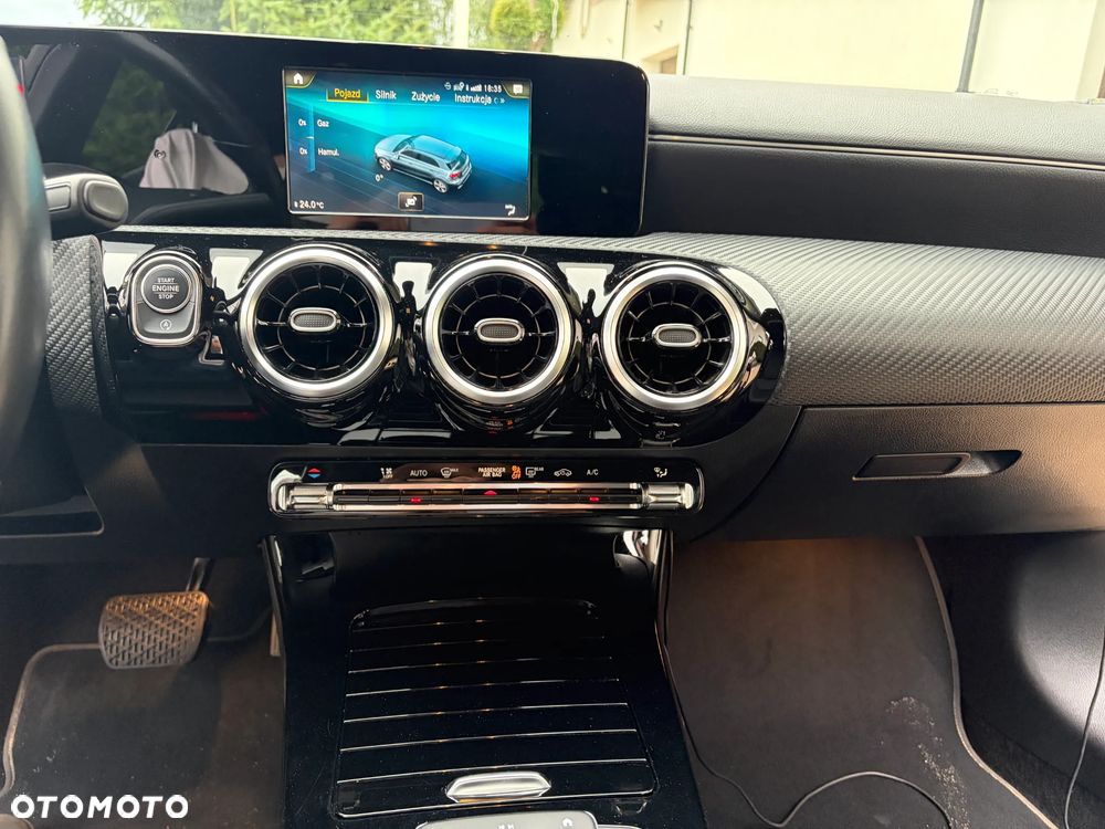 Mercedes-Benz Klasa A 180 Style 7G-DCT - 8