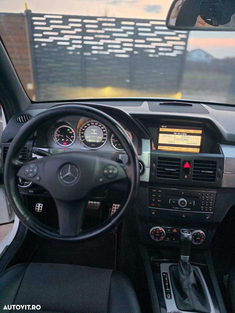 Mercedes-Benz GLK 220 CDI DPF 4Matic BlueEFFICIENCY 7G-TRONIC - 18