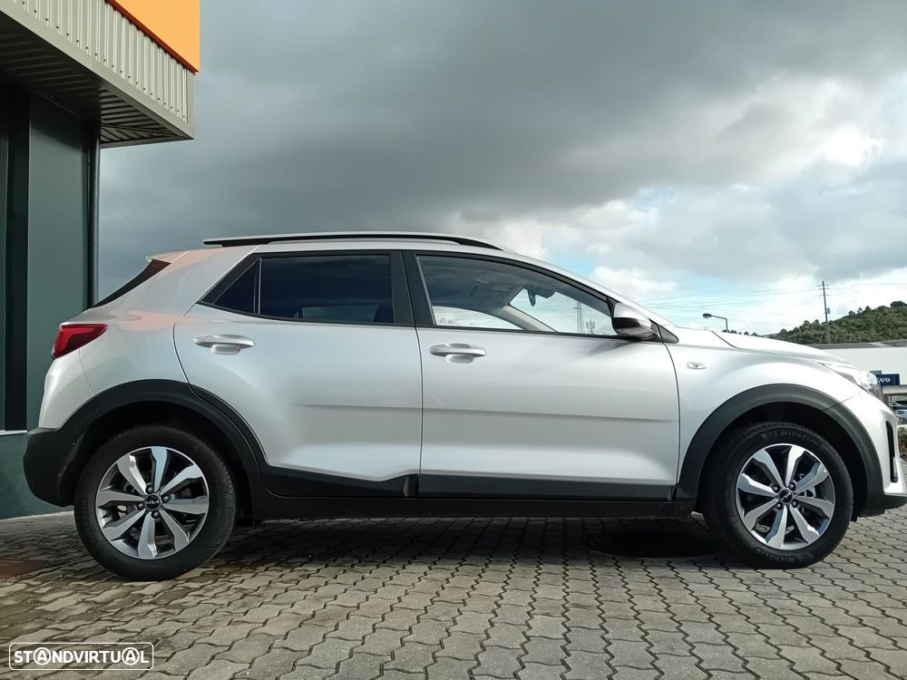 Kia Stonic 1.2 MPi Dynamic - 6