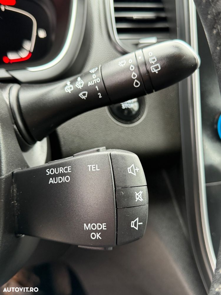 Renault Grand Scenic ENERGY dCi 110 EDC INTENS - 13