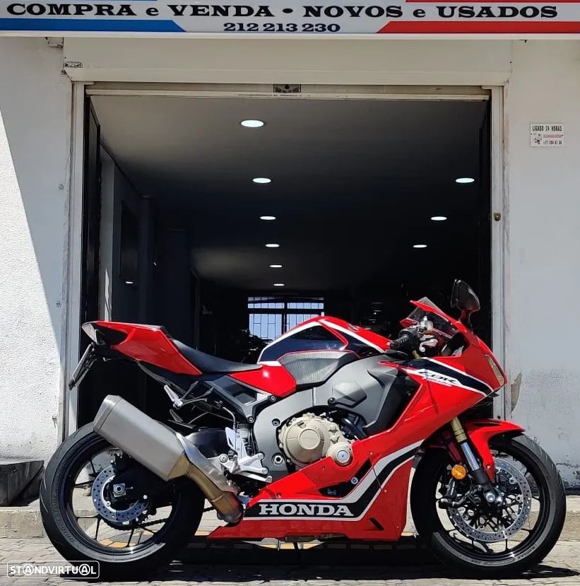 Honda CBR 1000 RR - 1