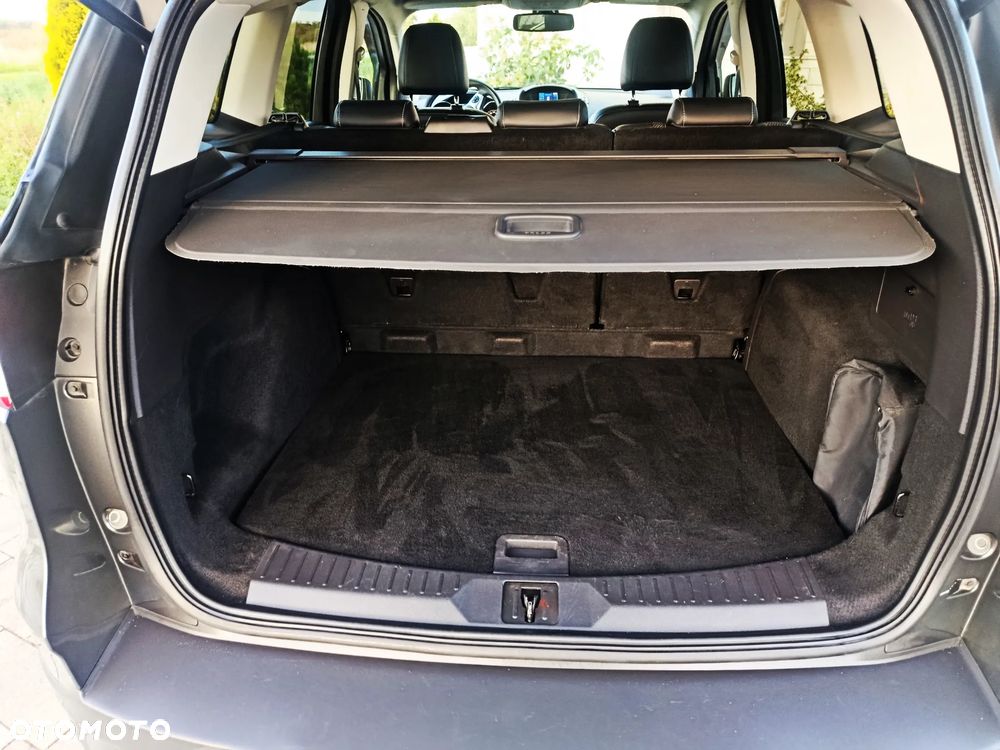 Ford Kuga 2.0 TDCi 4x2 Titanium - 22