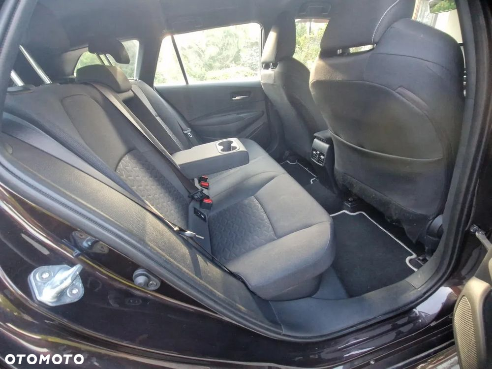 Toyota Corolla 1.8 Hybrid Comfort - 14