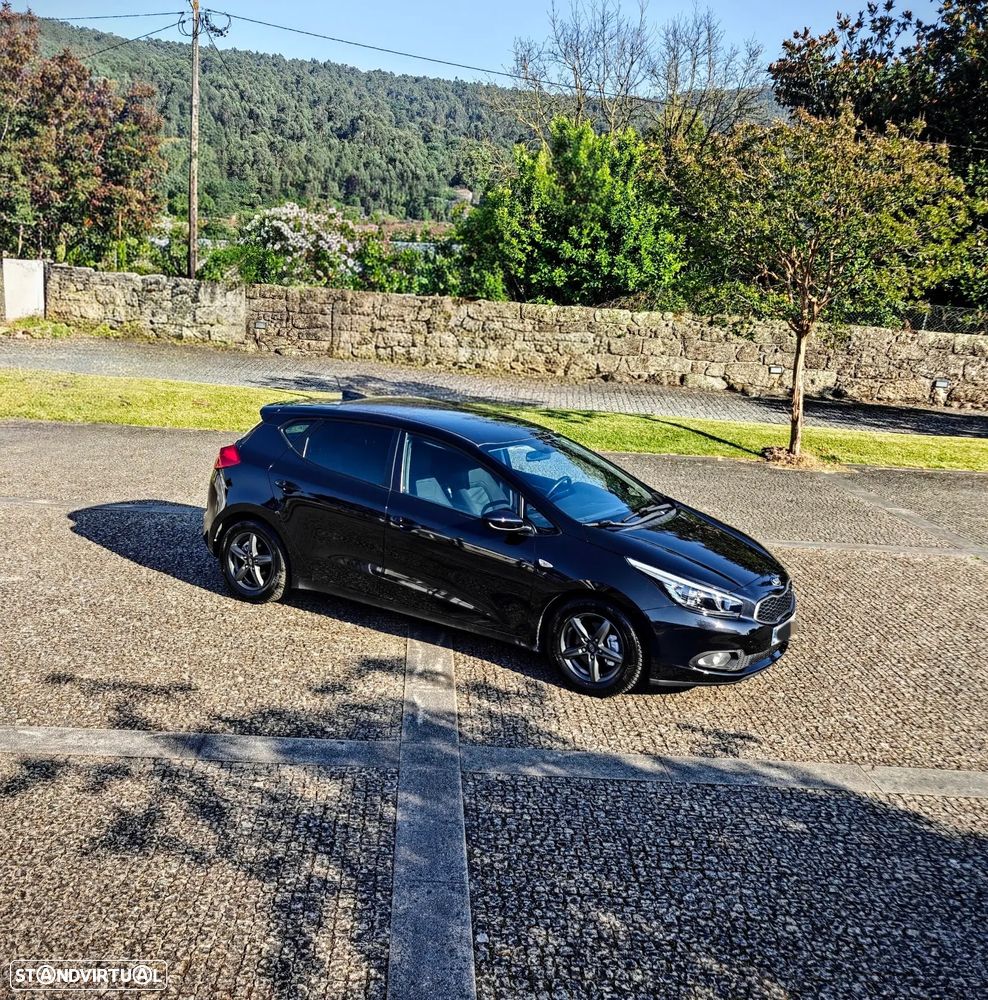 Kia Ceed 1.4 CRDi 90 Spirit - 28