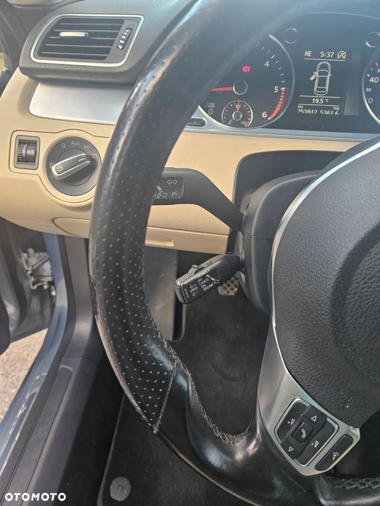 Volkswagen Passat CC 2.0 TDI Exclusive - 26