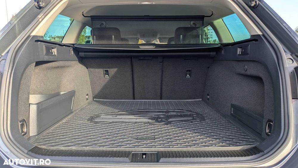 Volkswagen Passat Variant 2.0 TDI DSG Comfortline - 11