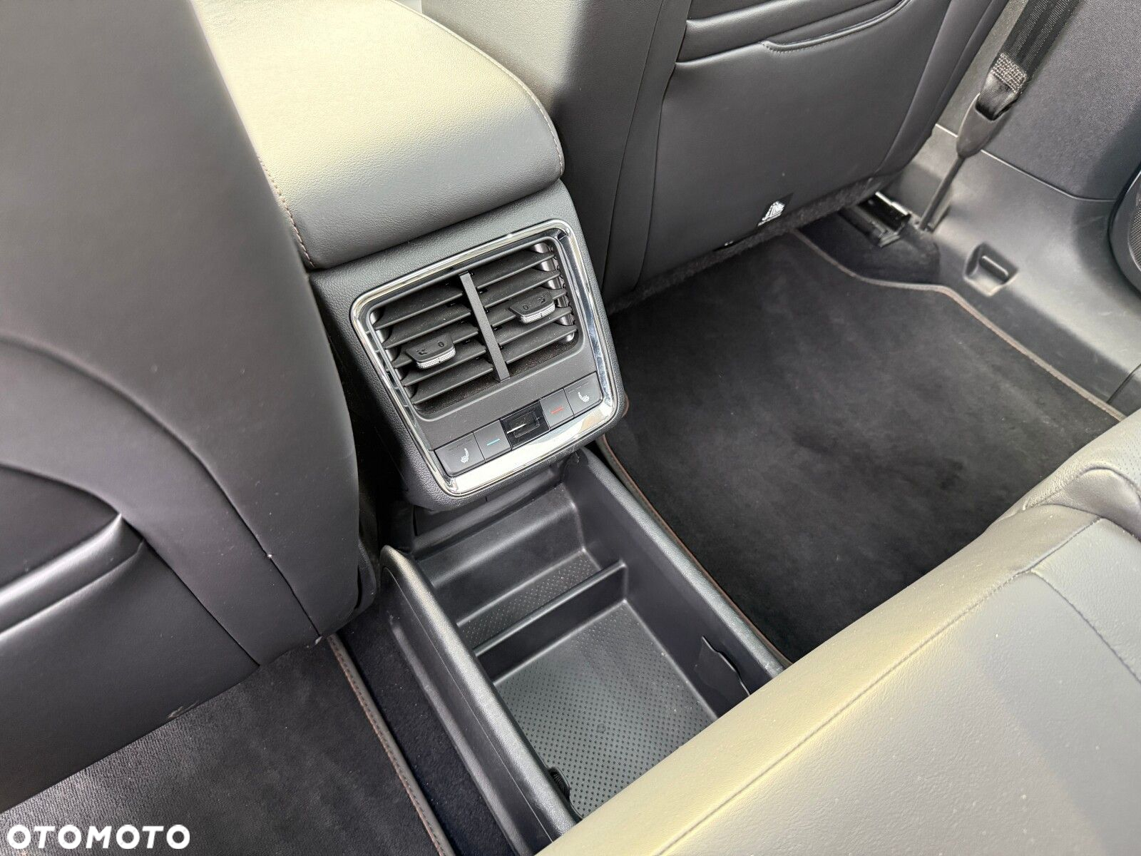 Skoda Enyaq - 9