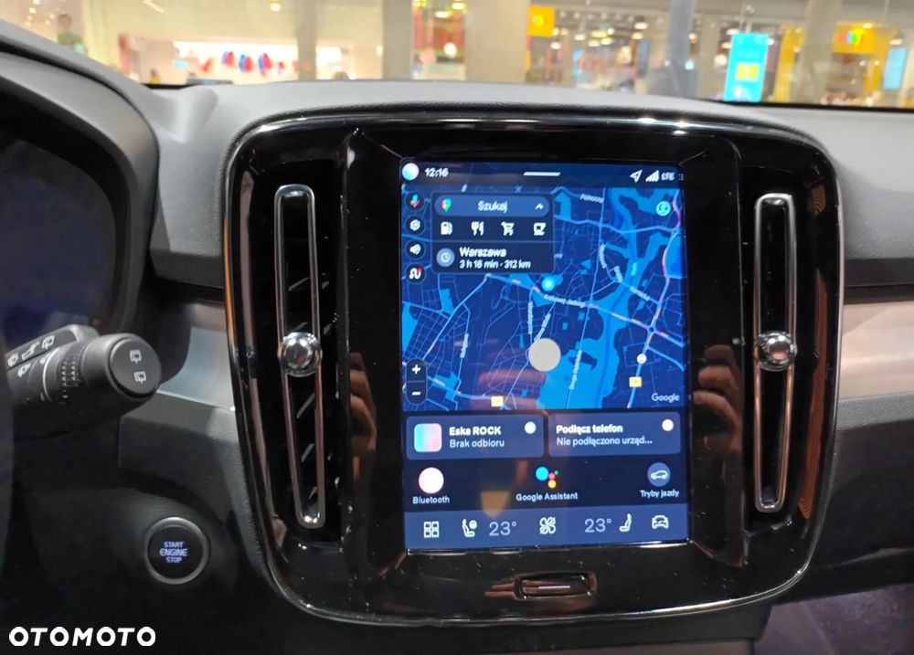 Volvo XC 40 B3 Plus Dark - 9