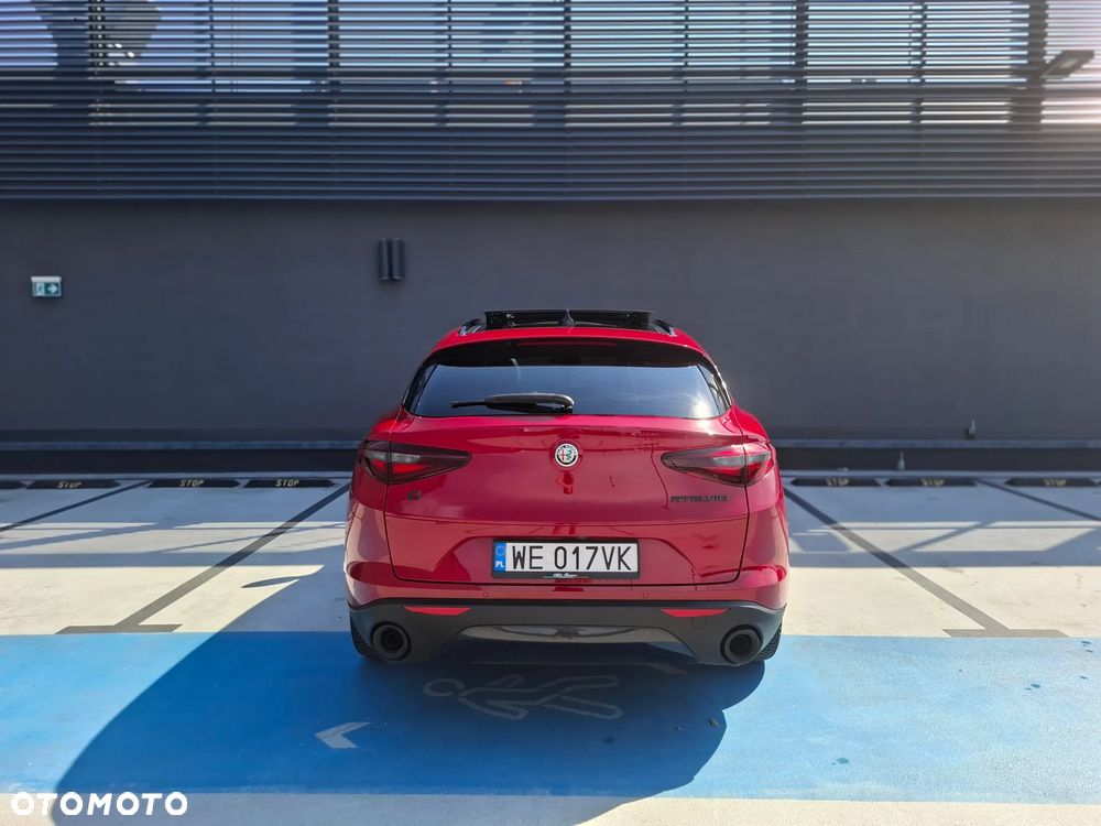 Alfa Romeo Stelvio 2.0 Turbo B-Tech Edition Q4 - 10