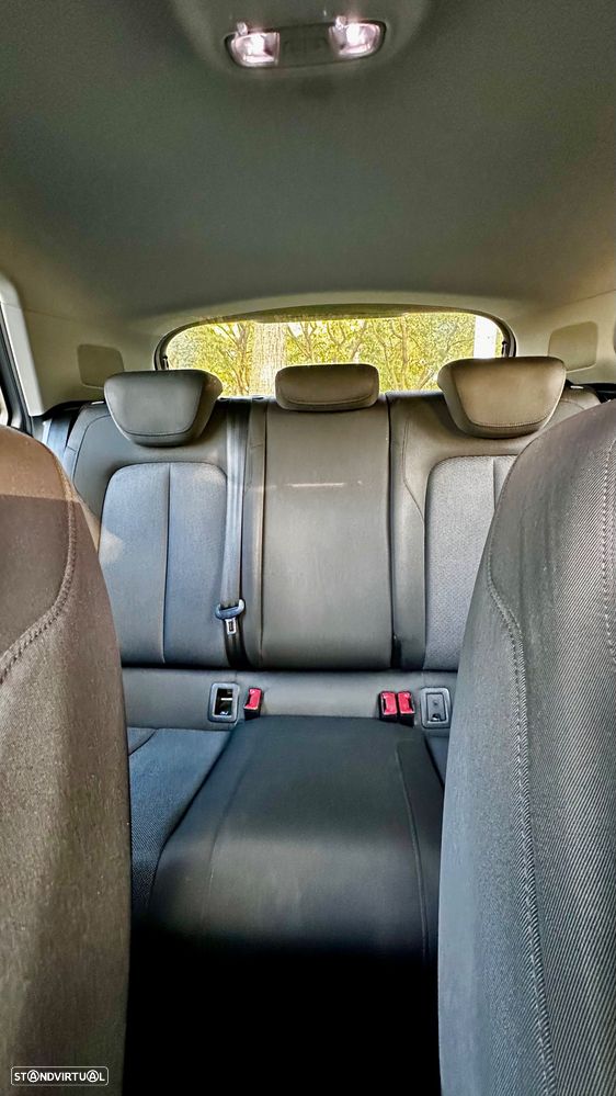 Audi Q2 1.6 TDI Sport S tronic - 9