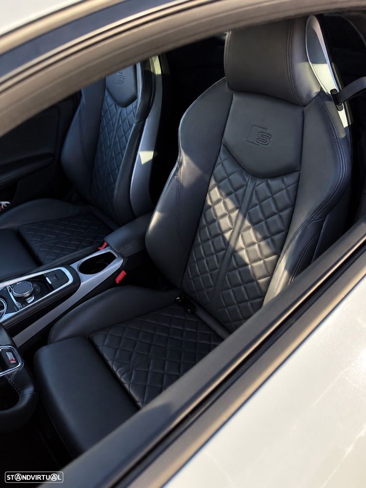 Audi TT Coupé - 7