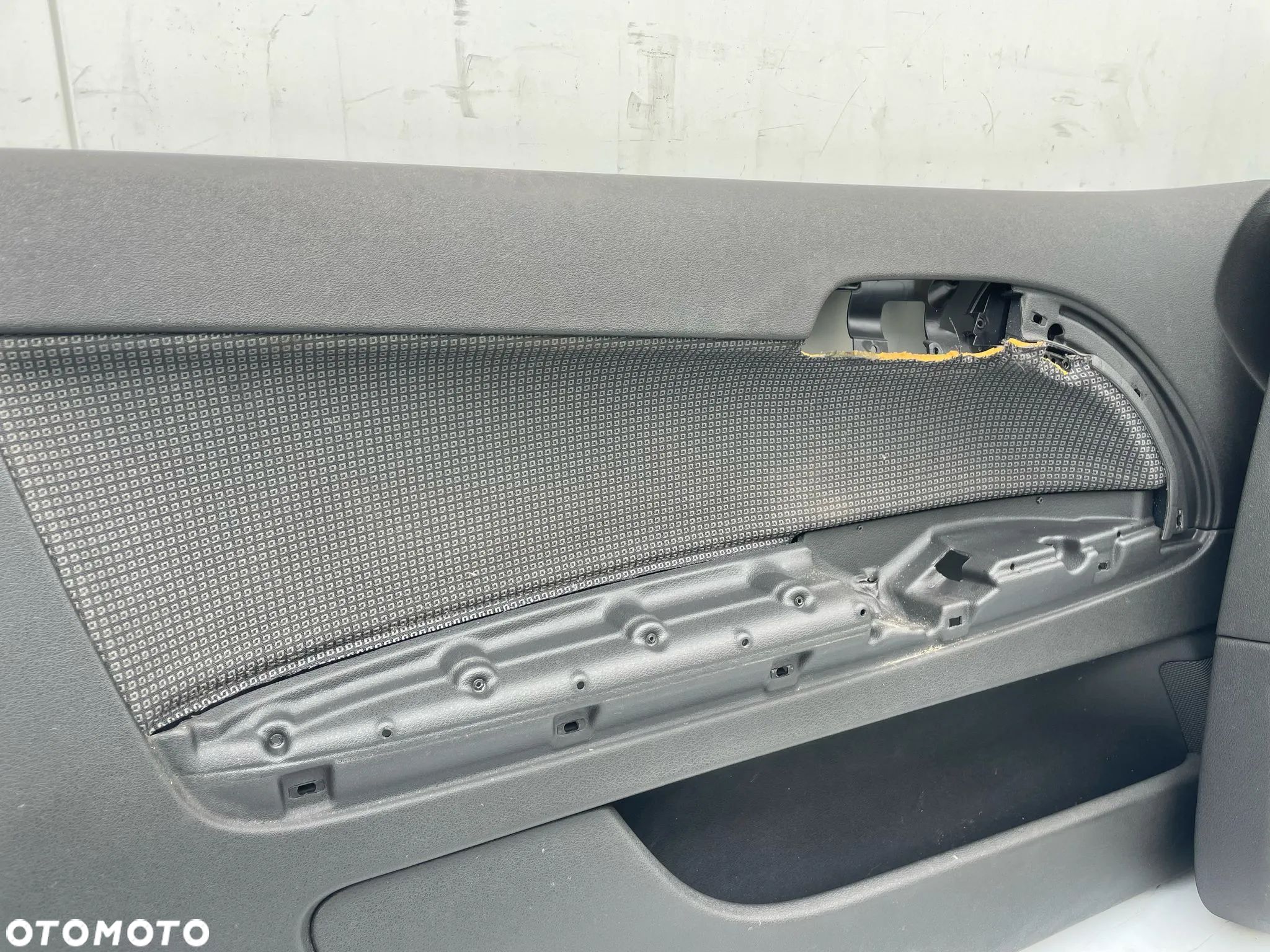 BOCZKI TAPICERKI DRZWI AUDI A3 8P 3D - 1