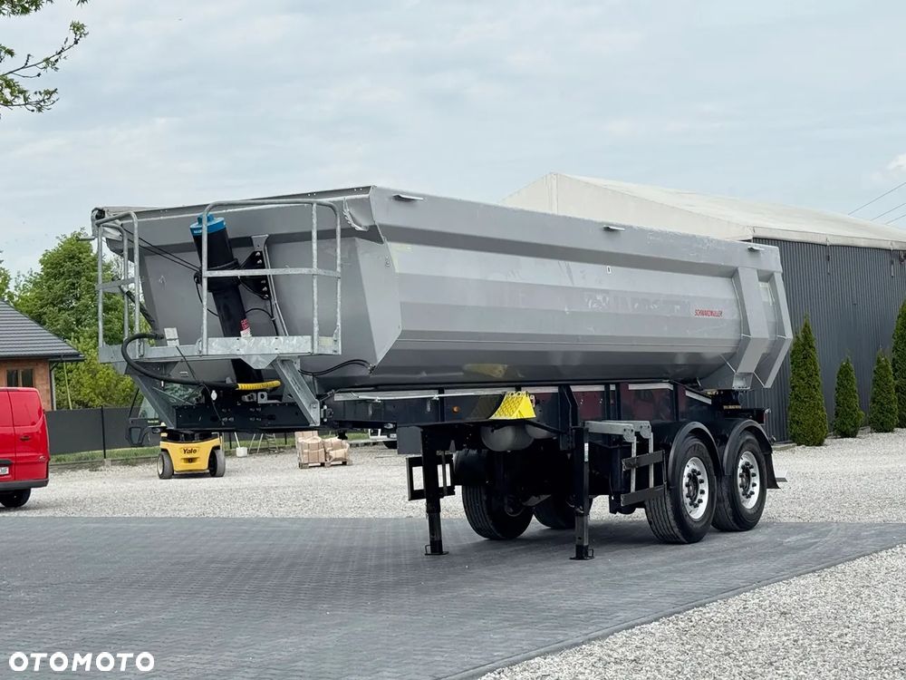 Schwarzmuller H-K SERIE/ WAGA 5600 kg / PODNOSZONA OŚ  / DMC 36000 KG / IDEALNY STAN - 2