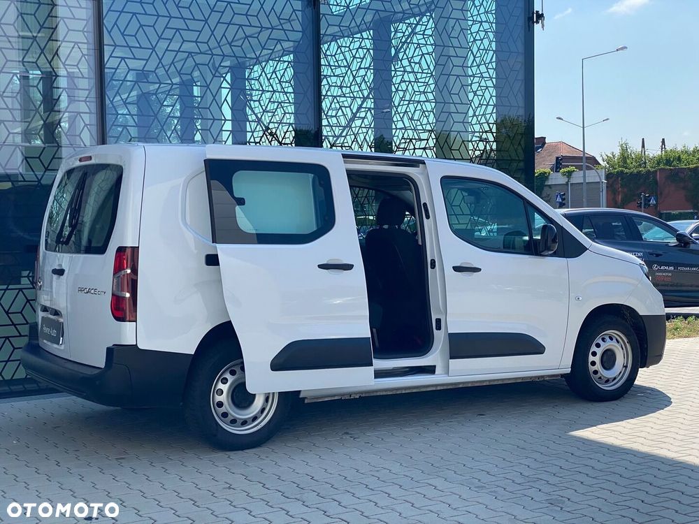 Toyota PROACE CITY - 31