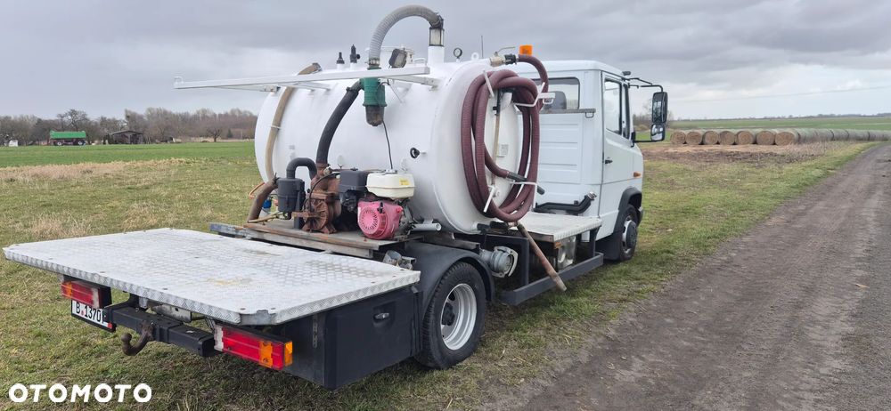 Mercedes-Benz Vario 616*Beczka asensacyjna*Toi Toi* - 7