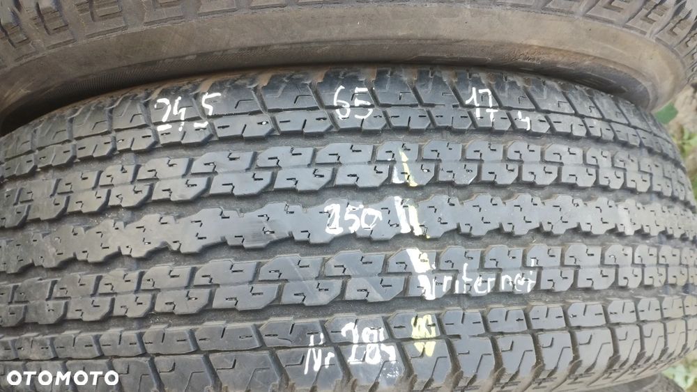 Bridgestone 245/65/17 nr 284 - 2