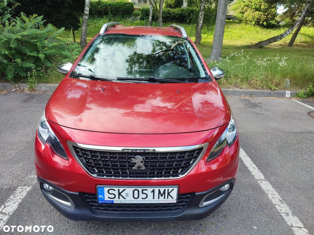 Peugeot 2008 1.2 Pure Tech Style S&S EAT6 - 1