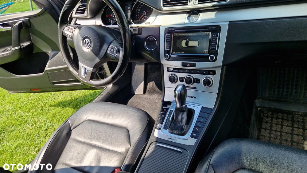 Volkswagen Passat 2.0 TDI 4Motion DSG BlueMotion Tech Highline - 30