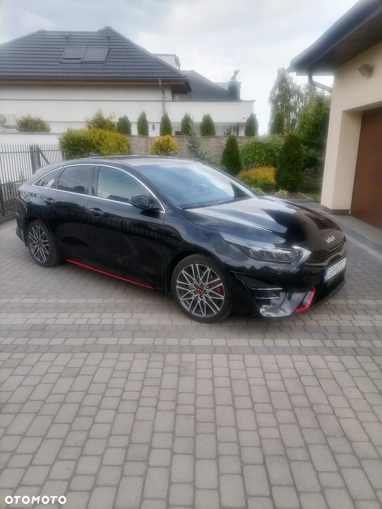 Kia ProCeed - 1
