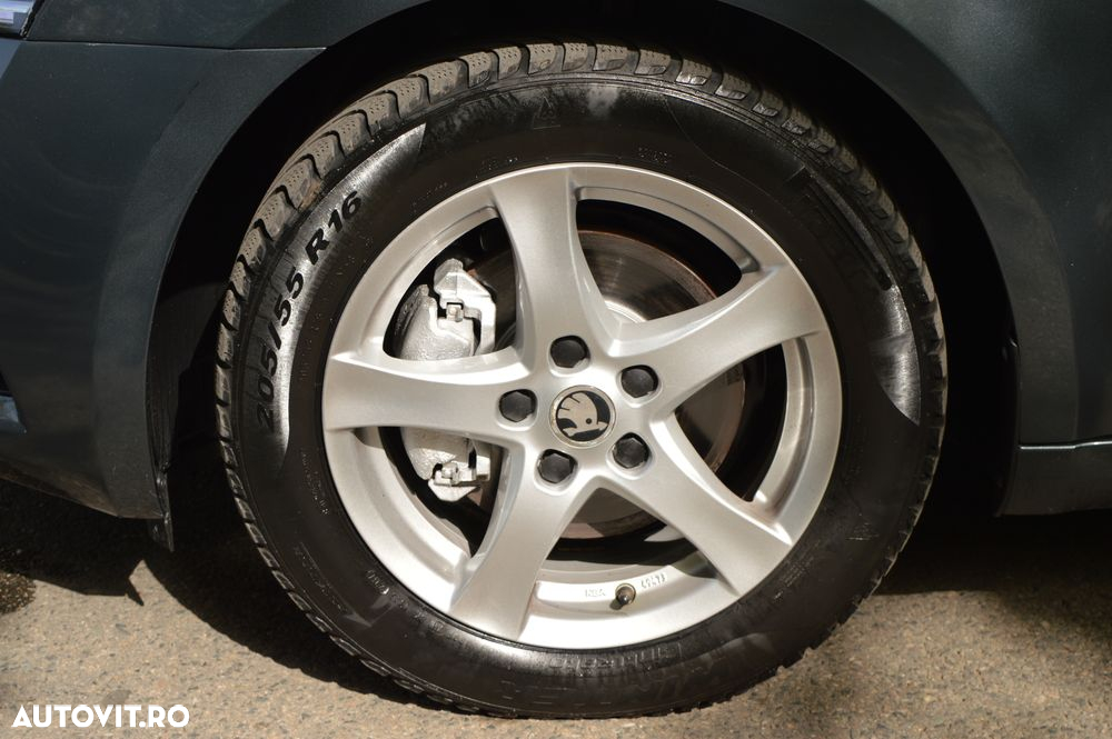 Skoda Octavia 2.0 TDI Style - 35