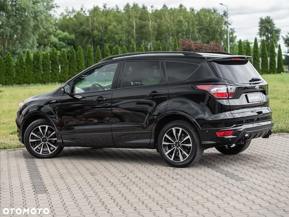 Ford Kuga 2.0 TDCi 4x4 ST-Line - 14