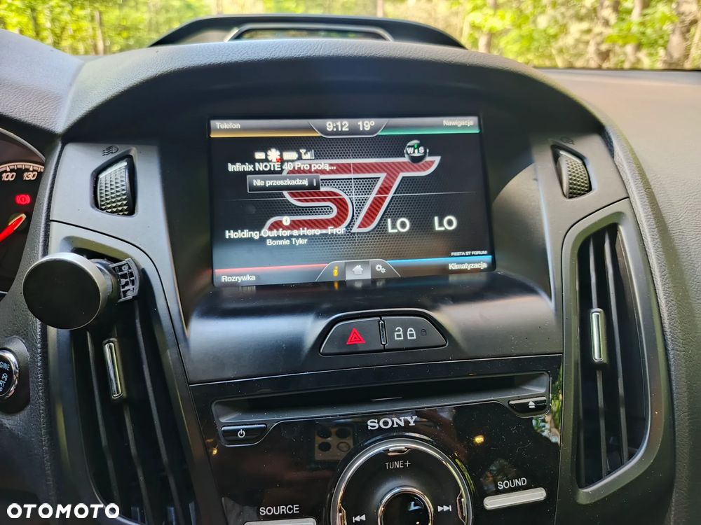 Ford Focus 2.0 EcoBoost ST - 12