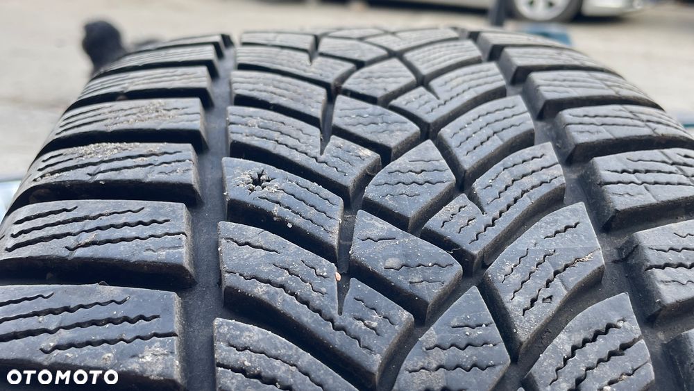 Bmw f30 f31 f32 f32 f34 f36 Styling 392 opony zima goodyear ultra grip performance 225/50/17 7mm bieżnika - 5