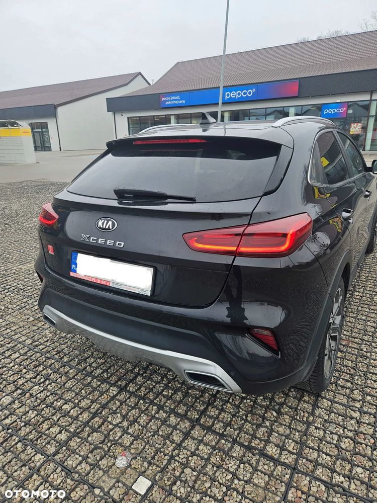 Kia XCeed 1.5 T-GDI M - 4