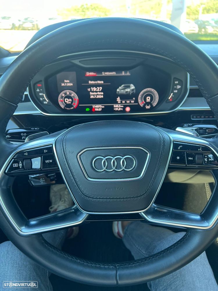 Audi A8 - 11